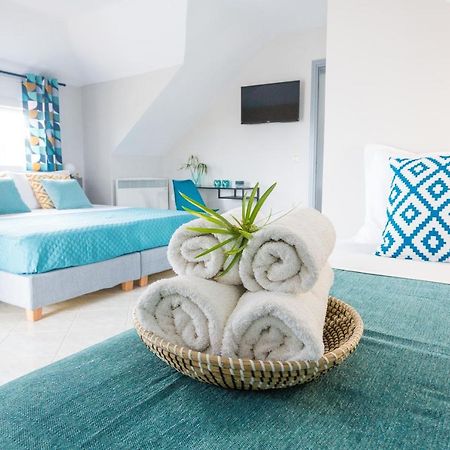 Joya Ofrynio Stylish Suites Ofrínion Esterno foto