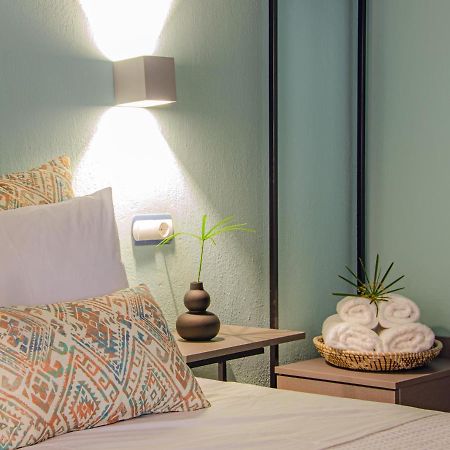 Joya Ofrynio Stylish Suites Ofrínion Esterno foto