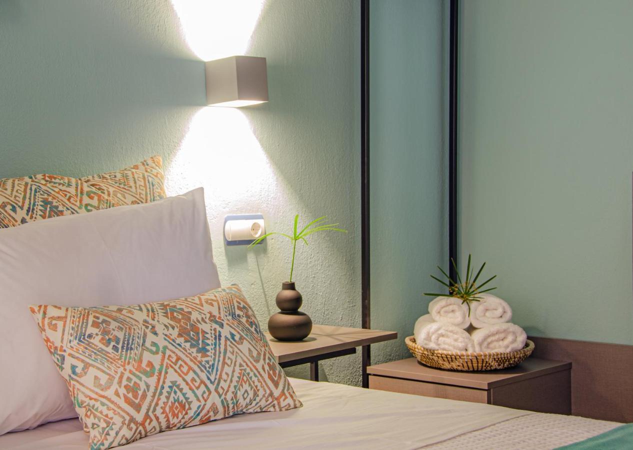 Joya Ofrynio Stylish Suites Ofrínion Esterno foto